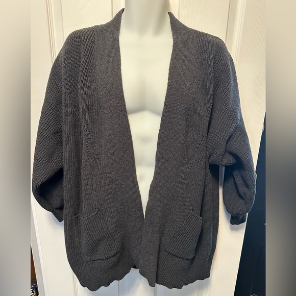 Universal Thread Sweaters - Womens Universal Thread open front cardigan 1X